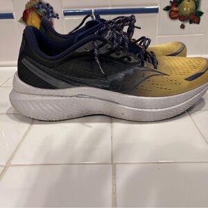 Saucony Endorphin Speed 3